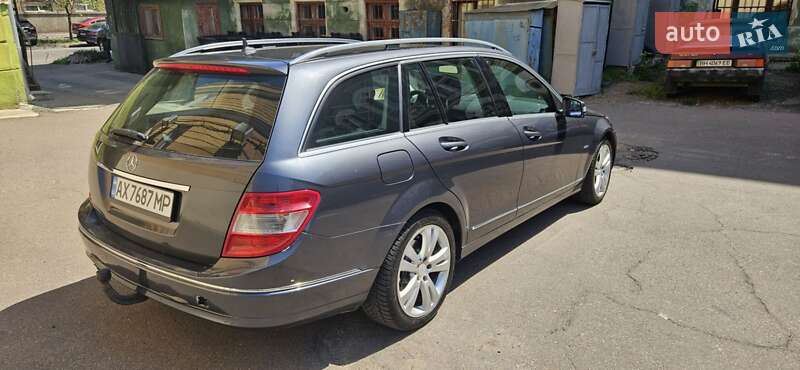 Универсал Mercedes-Benz C-Class 2010 в Одессе фото 4 Универсал Mercedes-Benz C-Class 2010 в Одессе