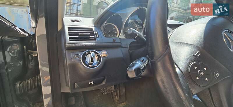 Универсал Mercedes-Benz C-Class 2010 в Одессе фото 22 Универсал Mercedes-Benz C-Class 2010 в Одессе