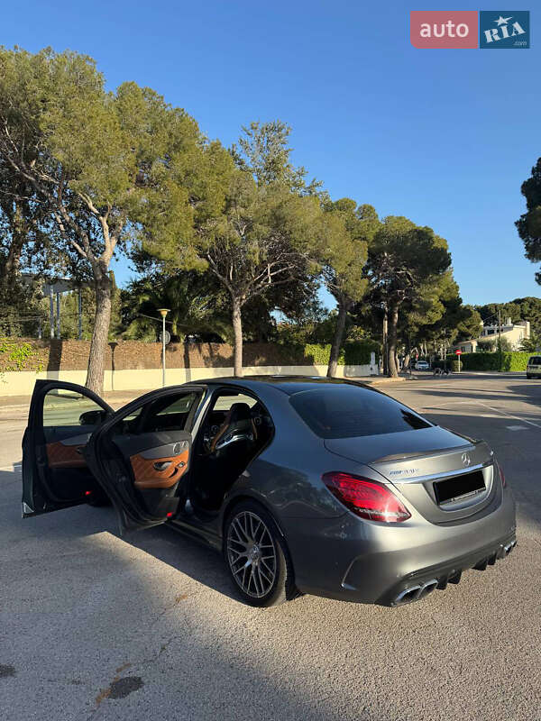 Седан Mercedes-Benz C-Class 2019 в Киеве