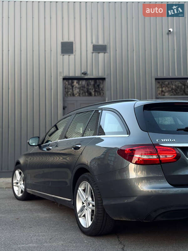 Універсал Mercedes-Benz C-Class 2019 в Хмельницькому
