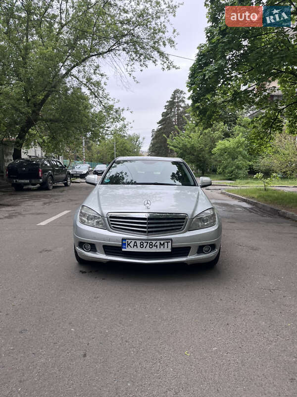 Mercedes-Benz C-Class 2007
