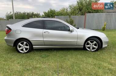 Купе Mercedes-Benz C-Class 2002 в 