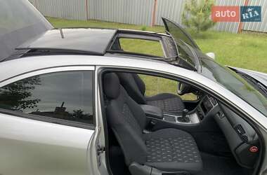 Купе Mercedes-Benz C-Class 2002 в 