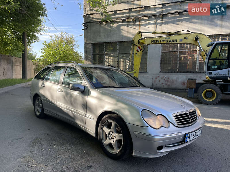 Универсал Mercedes-Benz C-Class 2001 в 