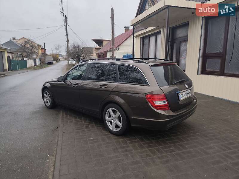 Универсал Mercedes-Benz C-Class 2014 в Черкассах