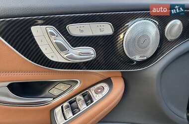 Кабриолет Mercedes-Benz C-Class 2019 в 