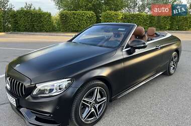 Кабриолет Mercedes-Benz C-Class 2019 в 