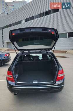 Универсал Mercedes-Benz C-Class 2013 в 
