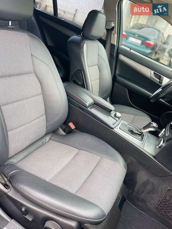 Универсал Mercedes-Benz C-Class 2013 в Харькове