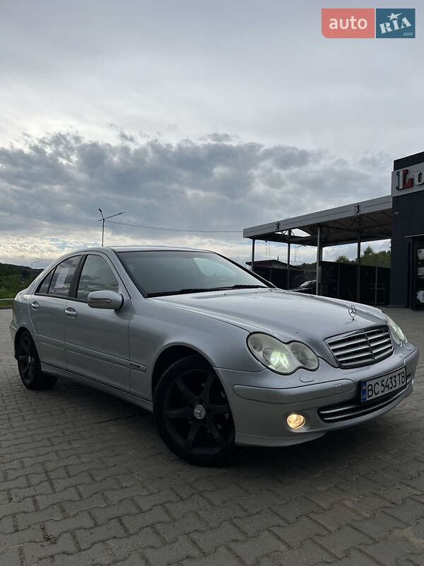 Mercedes-Benz C-Class 2006