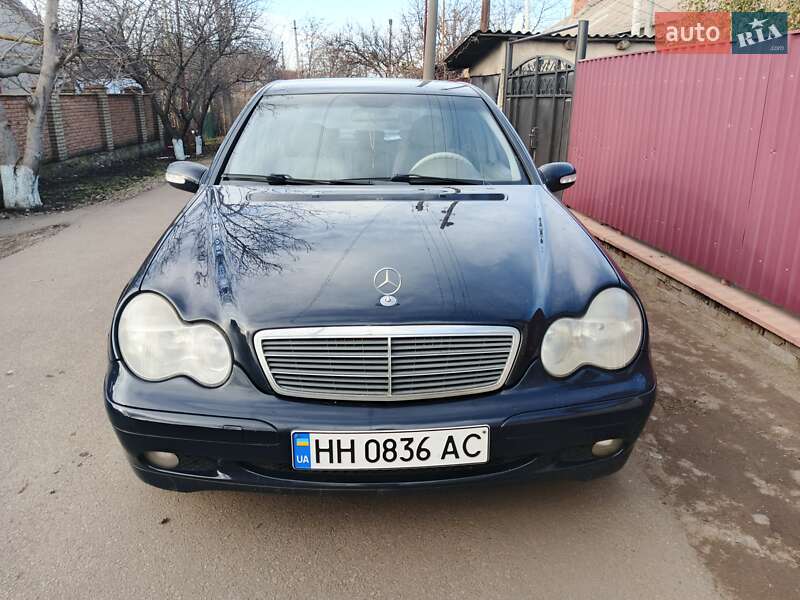 Седан Mercedes-Benz C-Class 2000 в Одессе