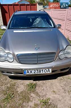 Універсал Mercedes-Benz C-Class 2003 в 