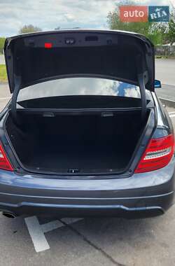 Седан Mercedes-Benz C-Class 2014 в 