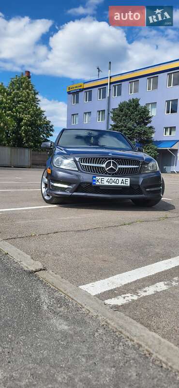Седан Mercedes-Benz C-Class 2014 в 