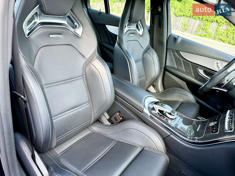 Седан Mercedes-Benz C-Class 2019 в Днепре