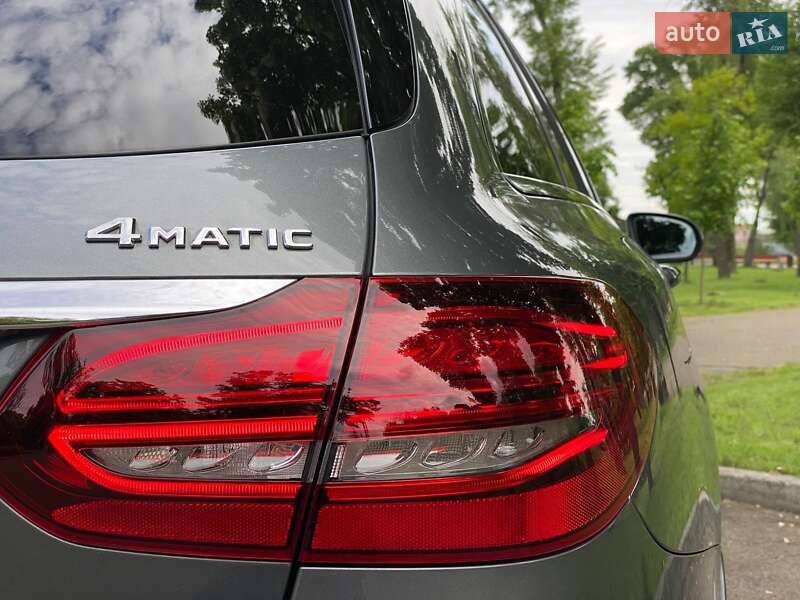 Универсал Mercedes-Benz C-Class 2018 в Киеве