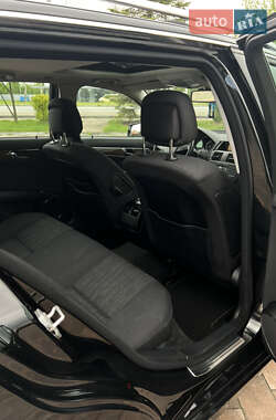 Універсал Mercedes-Benz C-Class 2010 в 