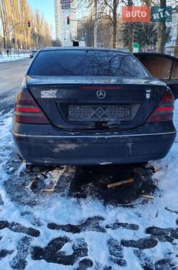 Седан Mercedes-Benz C-Class 2005 в 