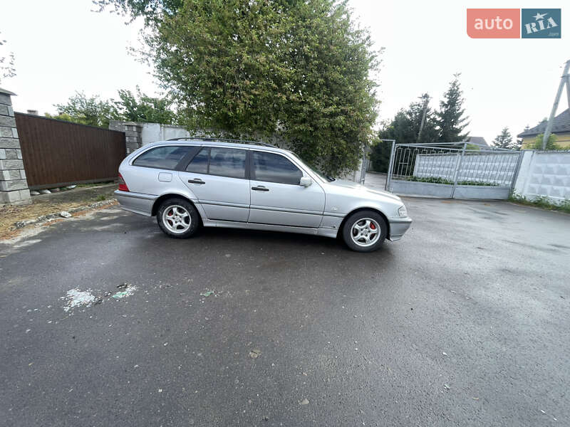 Универсал Mercedes-Benz C-Class 1999 в Сокале
