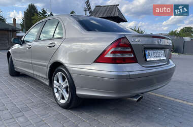 Седан Mercedes-Benz C-Class 2006 в 