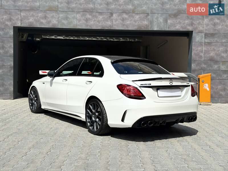 Седан Mercedes-Benz C-Class 2019 в Києві