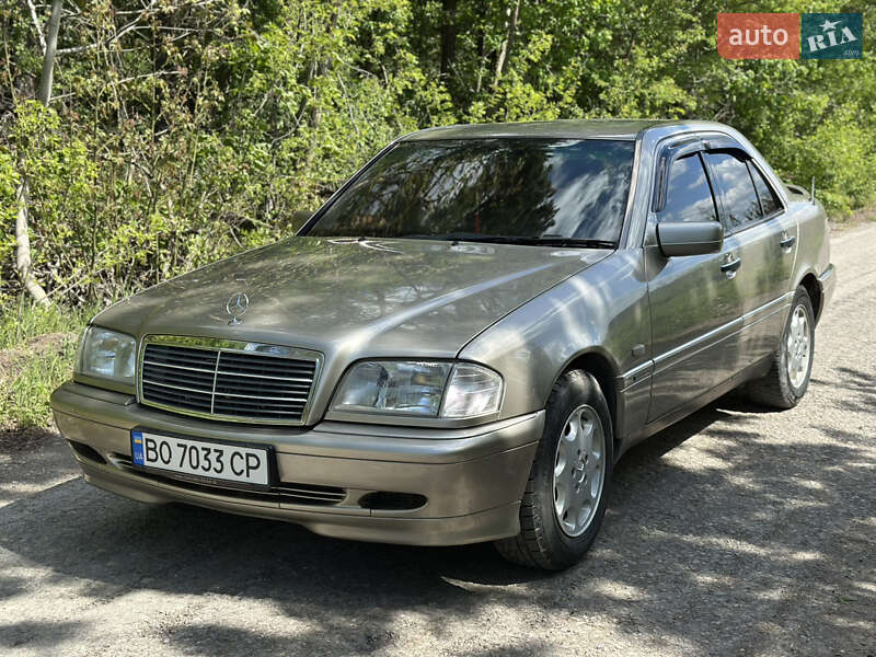 Седан Mercedes-Benz C-Class 1995 в 