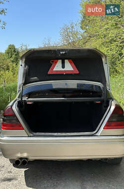 Седан Mercedes-Benz C-Class 1995 в 