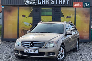 Универсал Mercedes-Benz C-Class 2010 в Стрые