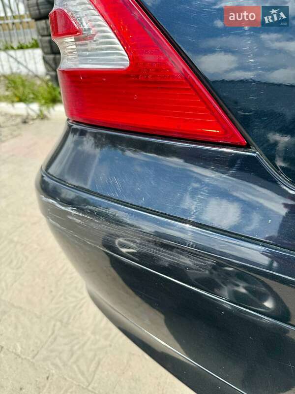 Седан Mercedes-Benz C-Class 2006 в Киеве