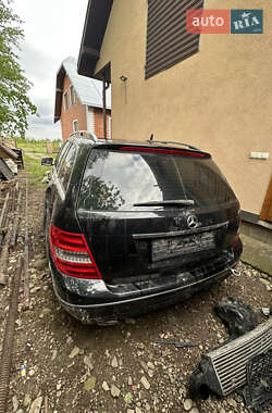Универсал Mercedes-Benz C-Class 2011 в 