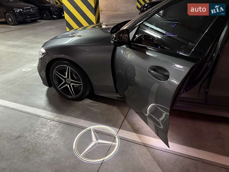 Седан Mercedes-Benz C-Class 2022 в Киеве