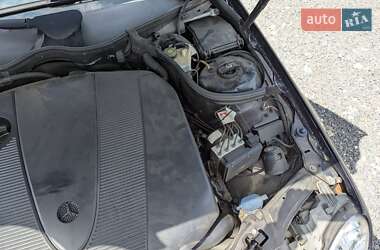 Купе Mercedes-Benz C-Class 2005 в 