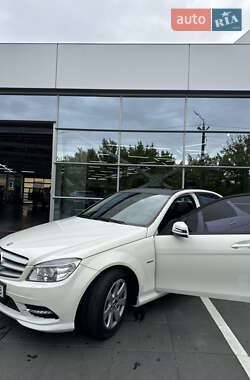 Седан Mercedes-Benz C-Class 2011 в 