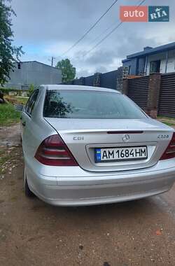 Седан Mercedes-Benz C-Class 2001 в 