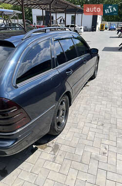 Универсал Mercedes-Benz C-Class 2004 в 