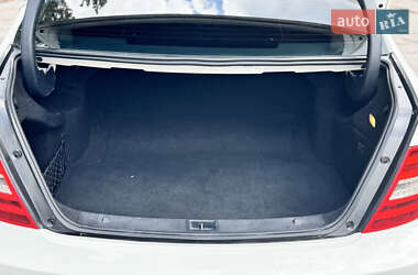 Седан Mercedes-Benz C-Class 2012 в 