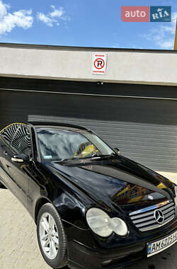 Купе Mercedes-Benz C-Class 2001 в Житомире