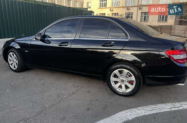 Седан Mercedes-Benz C-Class 2010 в 
