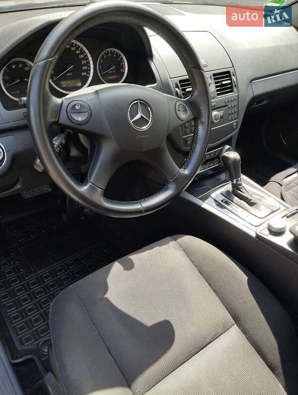 Универсал Mercedes-Benz C-Class 2009 в Виннице фото 9 Универсал Mercedes-Benz C-Class 2009 в Виннице