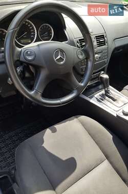 Универсал Mercedes-Benz C-Class 2009 в 