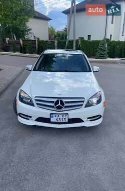 Седан Mercedes-Benz C-Class 2011 в Киеве