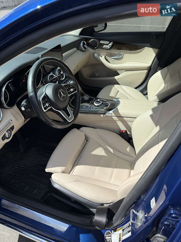 Седан Mercedes-Benz C-Class 2018 в Киеве