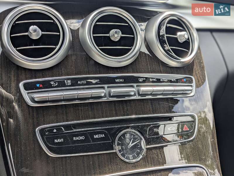 Седан Mercedes-Benz C-Class 2017 в Киеве