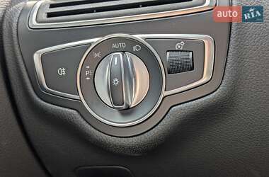 Седан Mercedes-Benz C-Class 2017 в 