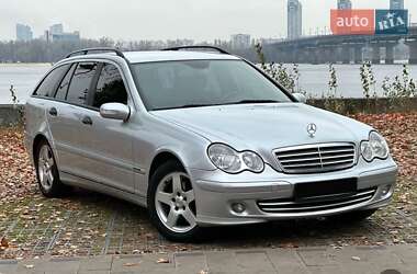 Универсал Mercedes-Benz C-Class 2005 в 