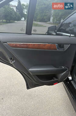 Седан Mercedes-Benz C-Class 2010 в 