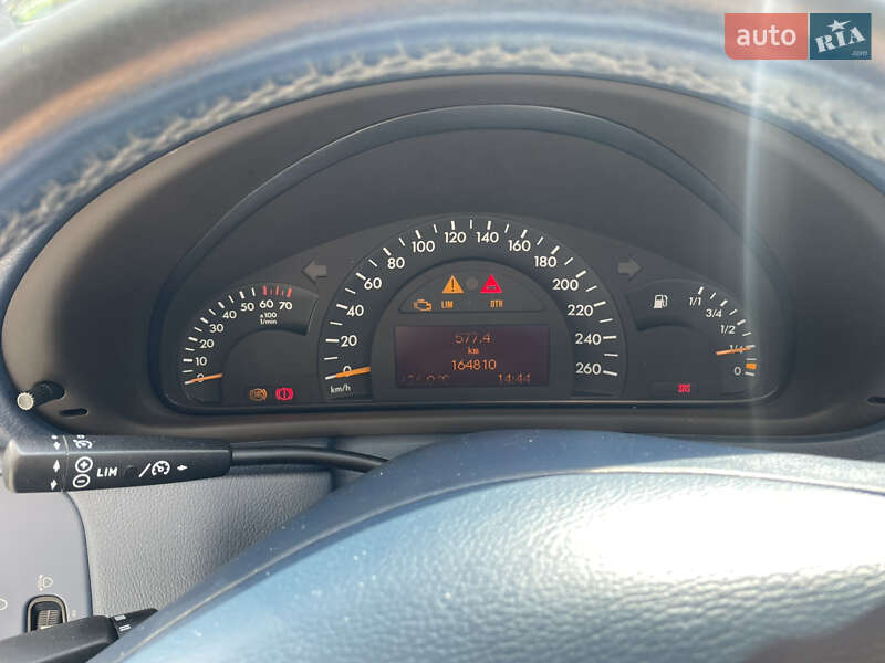 Седан Mercedes-Benz C-Class 2001 в Львове фото 4 Седан Mercedes-Benz C-Class 2001 в Львове