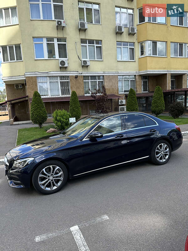 Седан Mercedes-Benz C-Class 2018 в Киеве
