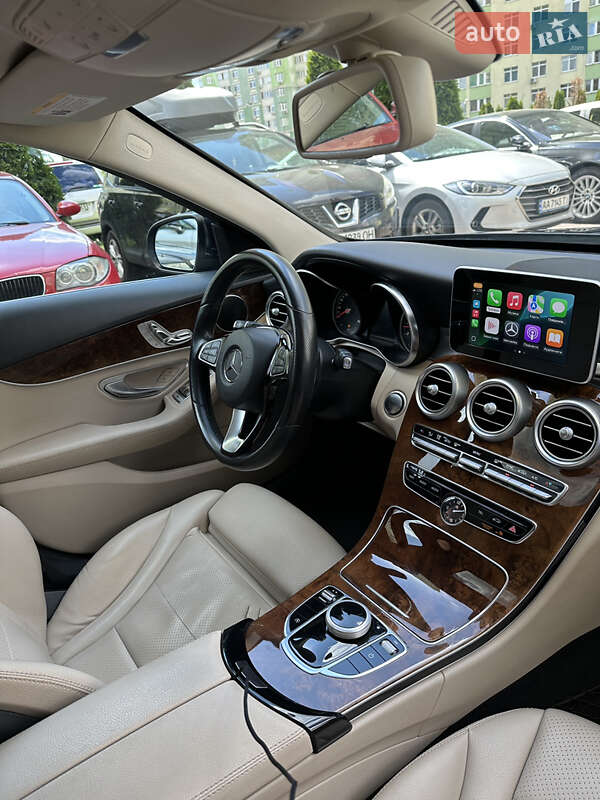 Седан Mercedes-Benz C-Class 2018 в Киеве