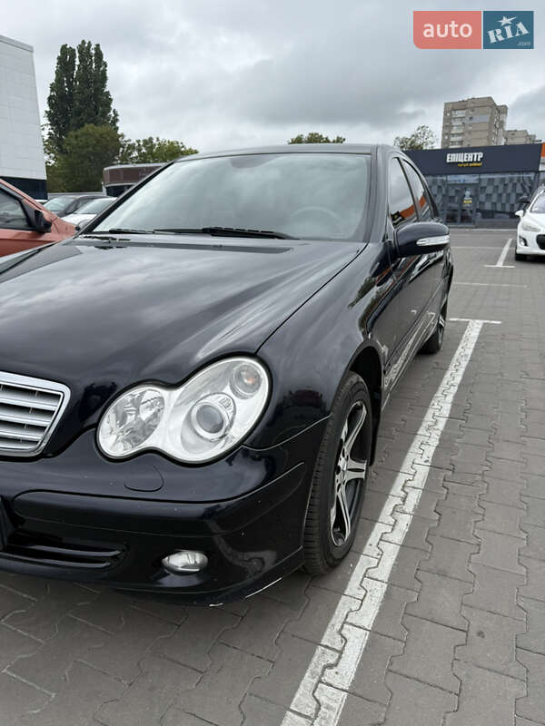 Седан Mercedes-Benz C-Class 2006 в Одесі